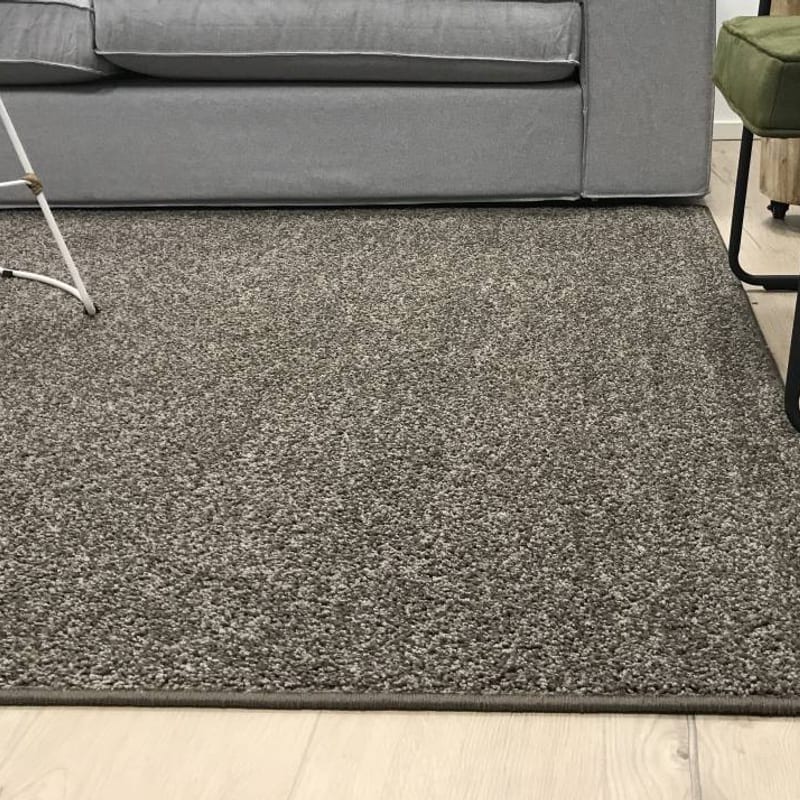Tore 17 - IJzersterk vloerkleed in Bruin/Grijze kleursamenstelling