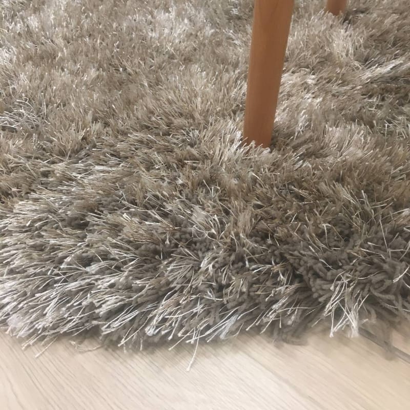 Chester 15 - Rond hoogpolig vloerkleed in beige/bruin