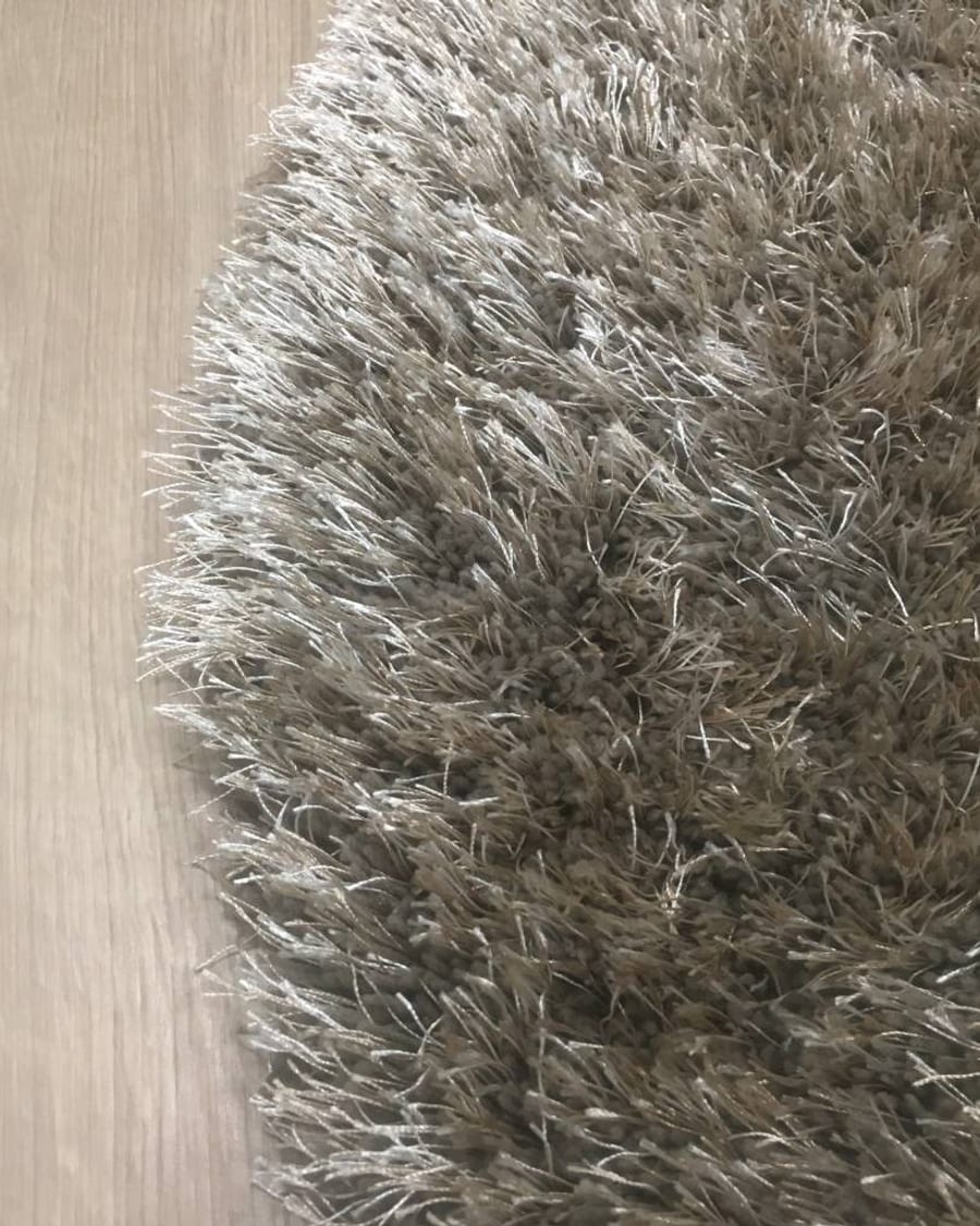 Chester 15 - Rond hoogpolig vloerkleed in beige/bruin
