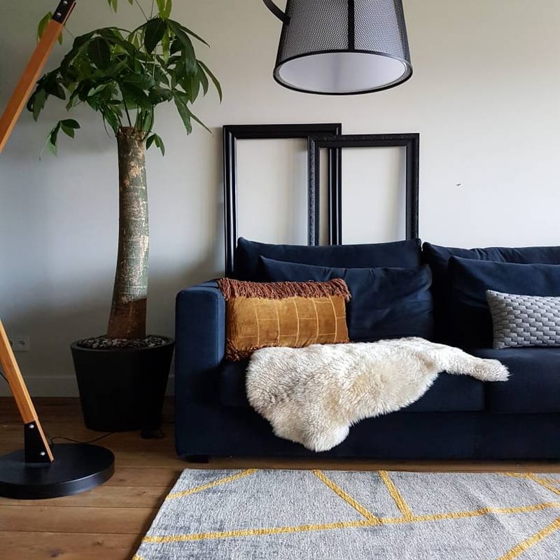 Hailey 62 - Prachtig geometrisch vloerkleed in steengrijze en okergele kleursamenstelling