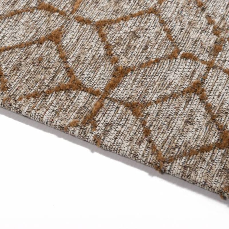 Noma 62 - Uniek geometrisch vloerkleed in steengrijze en donker okergele kleurstelling