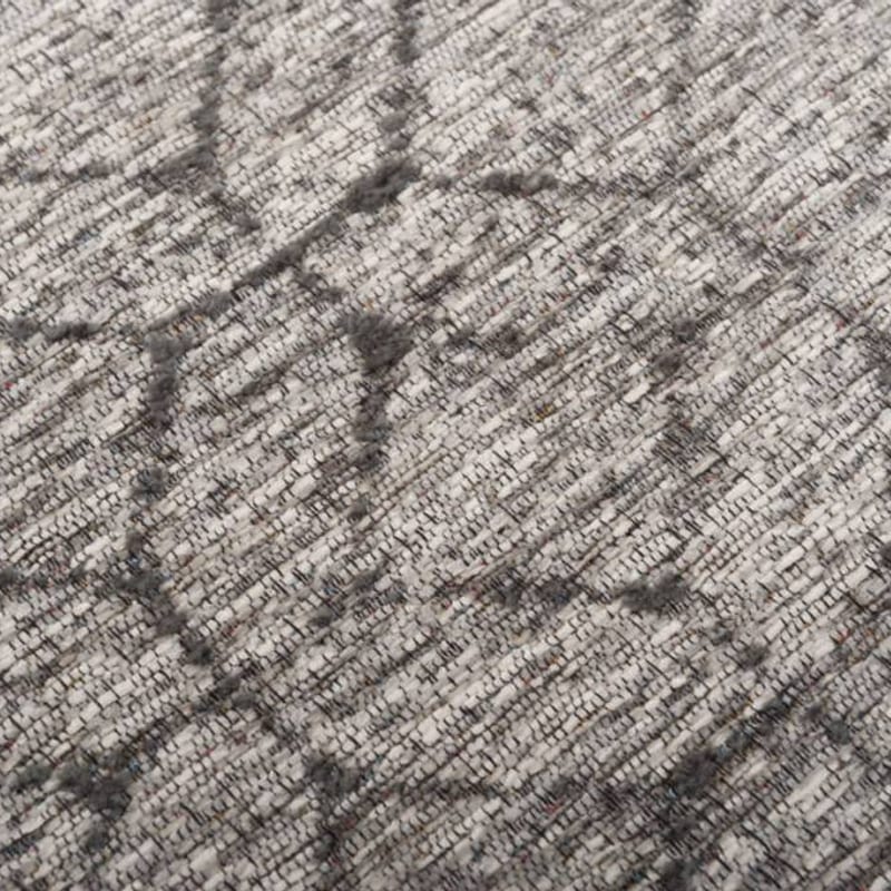 Noma 22 - Uniek geometrisch vloerkleed in steengrijs met zachtgrijze lijnen