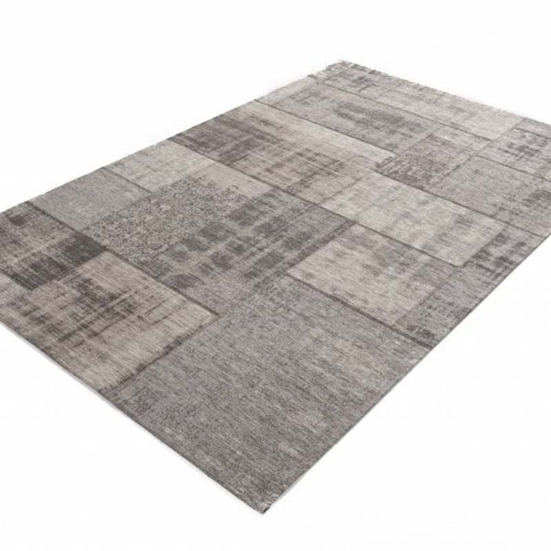 Pognum 24 - Uniek vintage vloerkleed in grijze kleurstelling