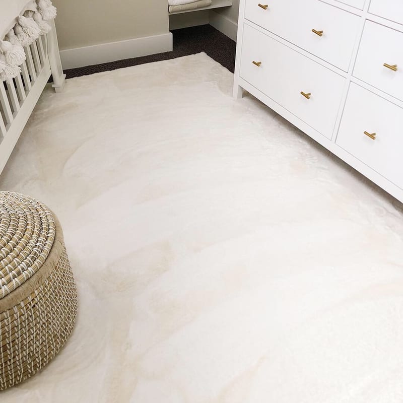Fay Soft White - zacht hoogpolig vloerkleed in wit