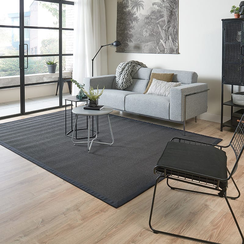 Premium 25 - Sisal vloerkleed in zwarte kleurstelling