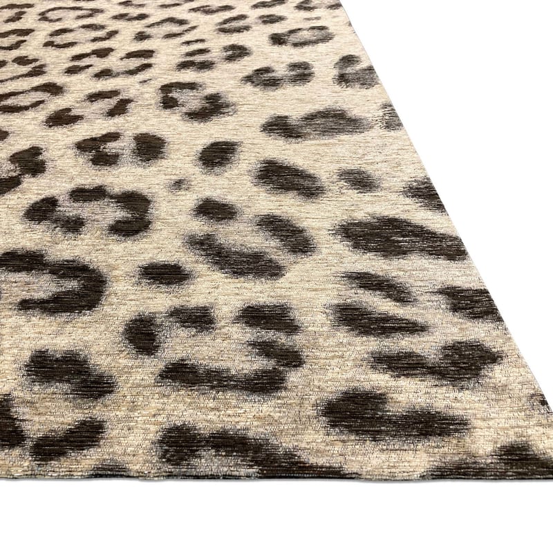 Out of Africa - Vloerkleed in panterprint by Fred van Leer