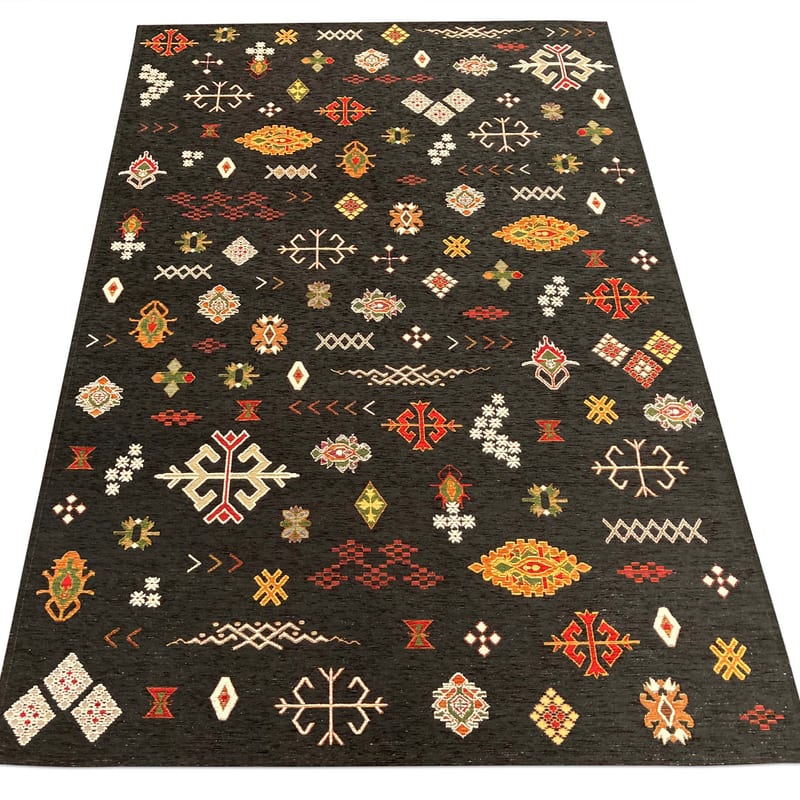 Bolivian Etis Black 25 - Stoer kleed met Azteken print by Fred van Leer