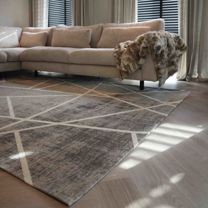 Hailey 12 - Prachtig geometrisch vloerkleed in steengrijze en crème/witte kleursamenstelling