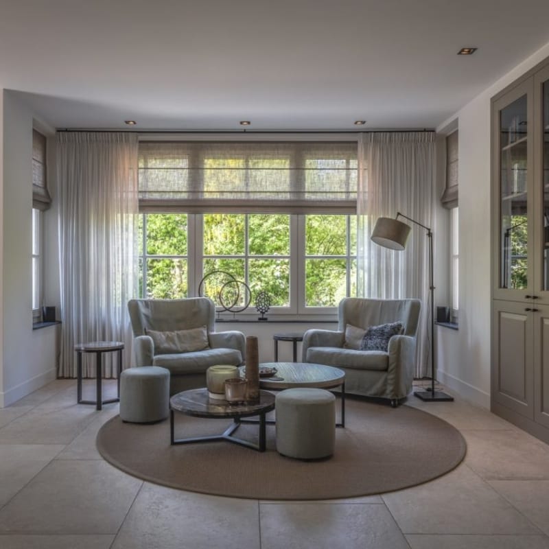Lago 21 -  Rond  sisal vloerkleed in het zilvergrijs met taupe band