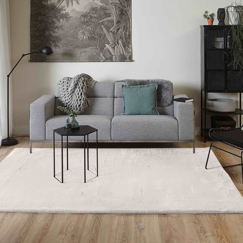 Fay Soft White - zacht hoogpolig vloerkleed in wit