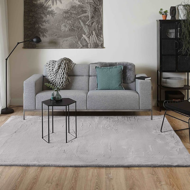 Fay Soft Grey 21 - zacht hoogpolig vloerkleed in grijs