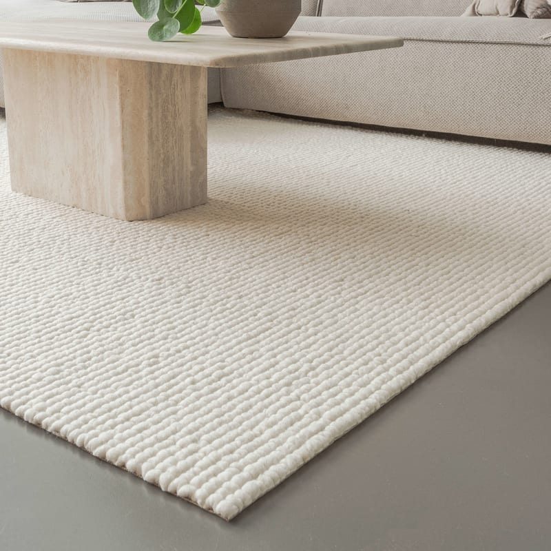 Beach Life 10 - Wollen vloerkleed in Zuiver witte kleurstelling