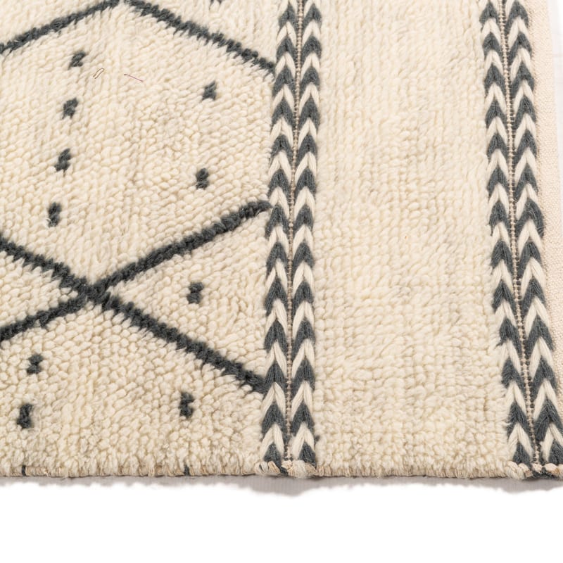 Matan 12 - Luxe Hoogpolig wollen vloerkleed in Beige met symmetrisch patroon
