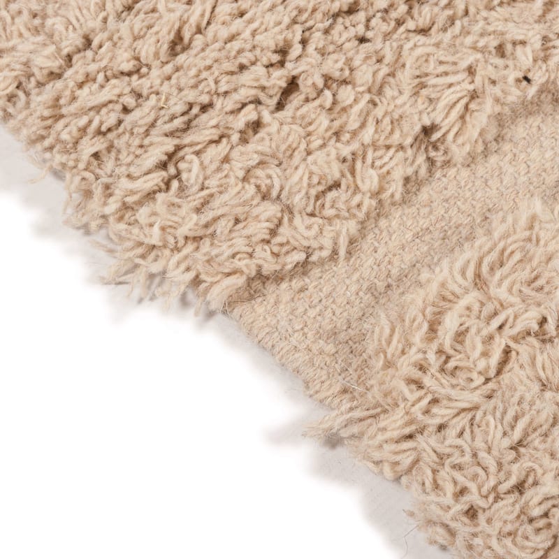 Wallace Waves 13 - Carved wollen vloerkleed in beige kleursamenstelling