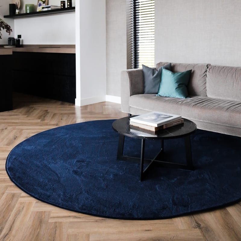 Frisco 35 - Rond effen vloerkleed in dark blue