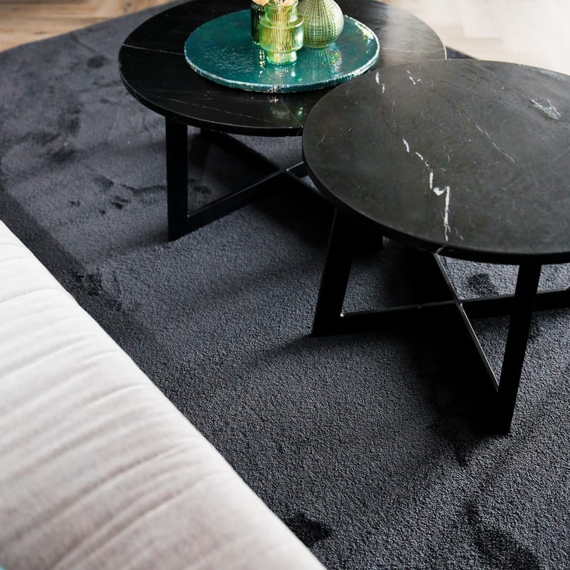 Frisco 25 - Zacht effen vloerkleed in carbon black