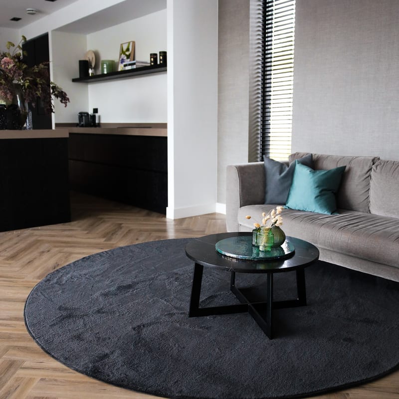 Frisco 25 - Rond effen vloerkleed in carbon black