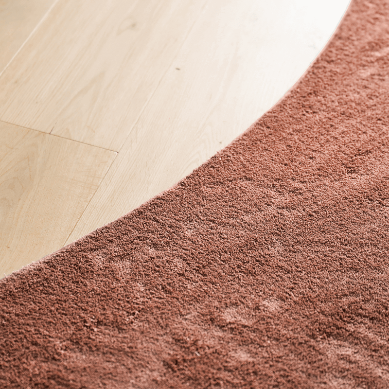 Vloerkleed in Organische Vorm in de kleur Soft Pink - Lunar 41