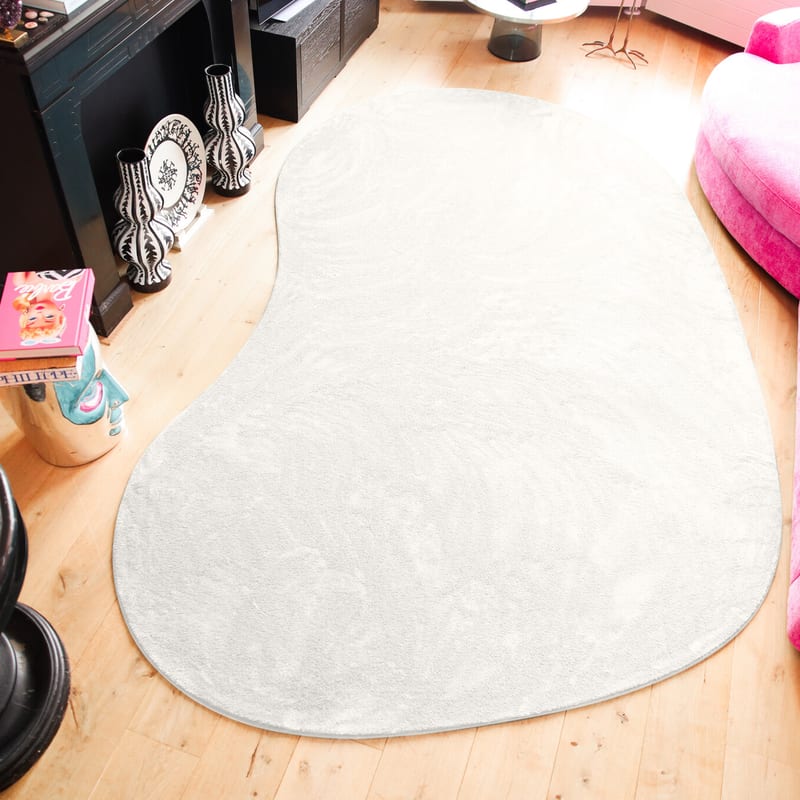 Vloerkleed in Organische Vorm in de kleur Soft White - Lunar 11