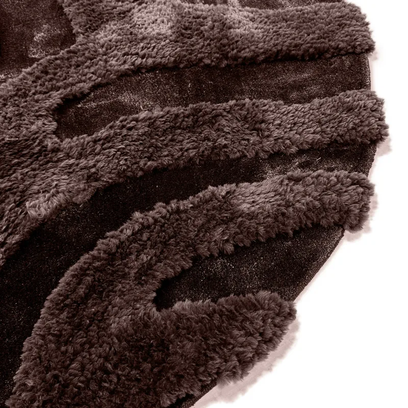 Brera 18 - Vloerkleed met een carved patroon in Organische Vorm