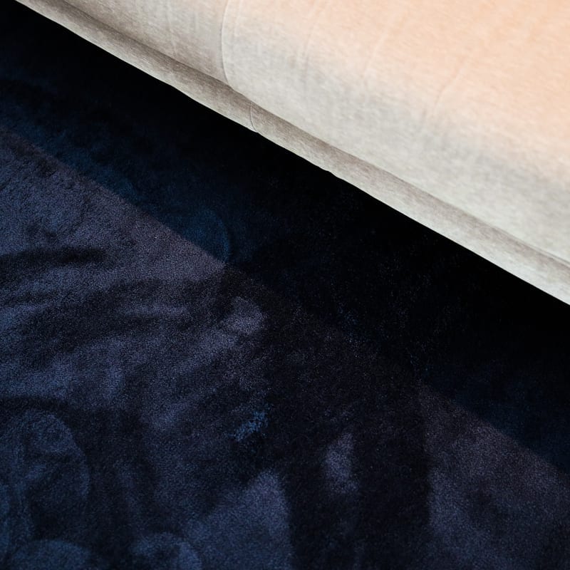 Frisco 35 - Zacht effen vloerkleed in dark blue
