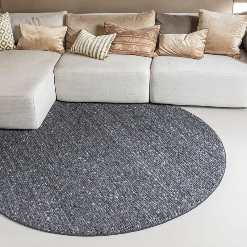 Beach Life 24 - Rond Wollen vloerkleed in Antraciet kleurstelling