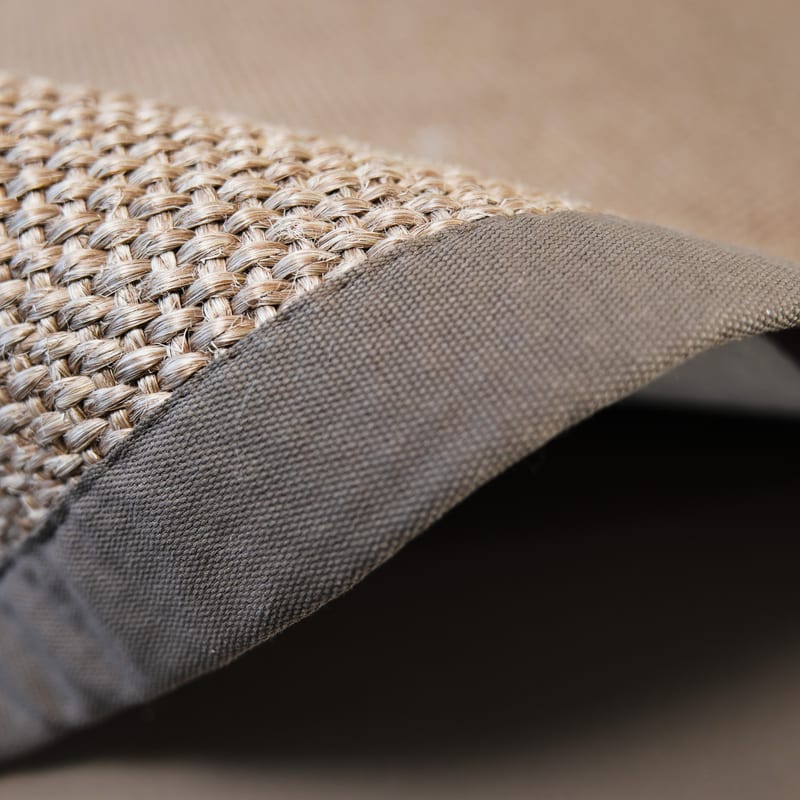 Lago 21 -  Rond  sisal vloerkleed in het zilvergrijs met taupe band