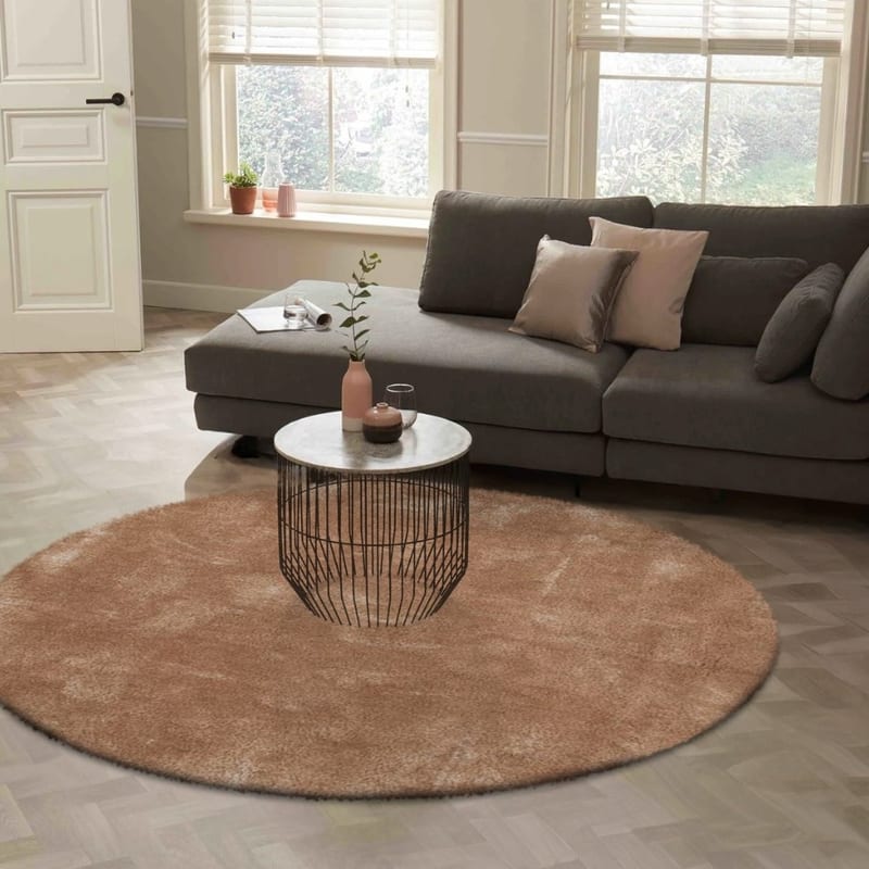 Ross 13 - Rond hoogpolig vloerkleed in beige kleurensamenstelling