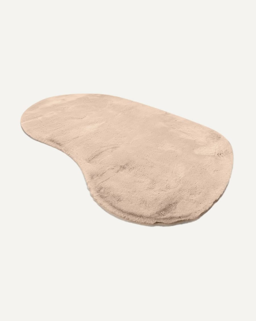 Hampton Soft Cream 12 - hoogpolig vloerkleed in organische vorm