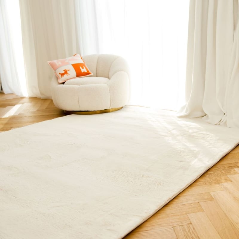Fay Soft White - zacht hoogpolig vloerkleed in wit