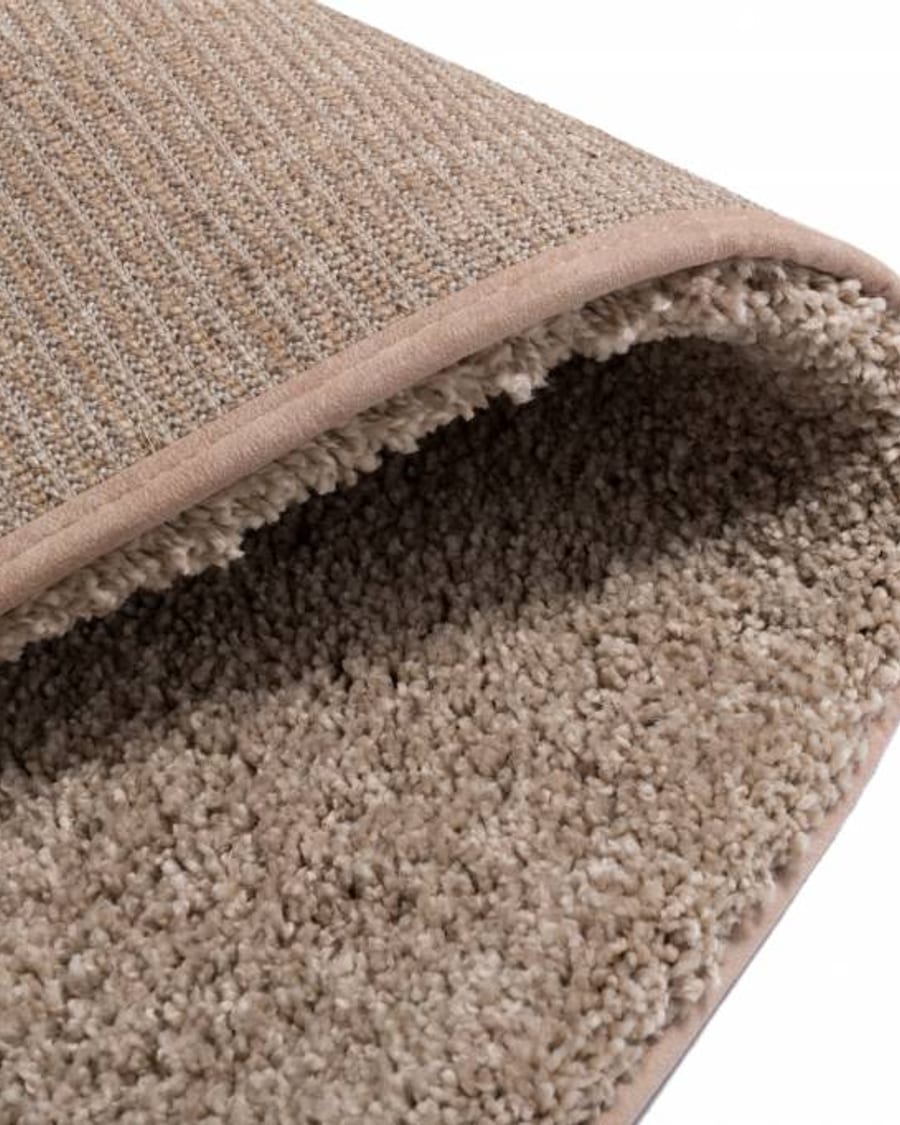 Liv 13 - Ovaal Hoogpolig vloerkleed met Beige tinten