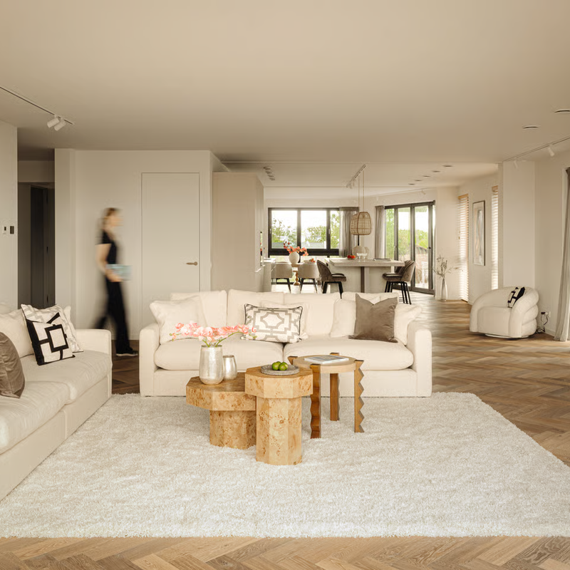 Liv 11 - Hoogpolig vloerkleed in zuiver Wit