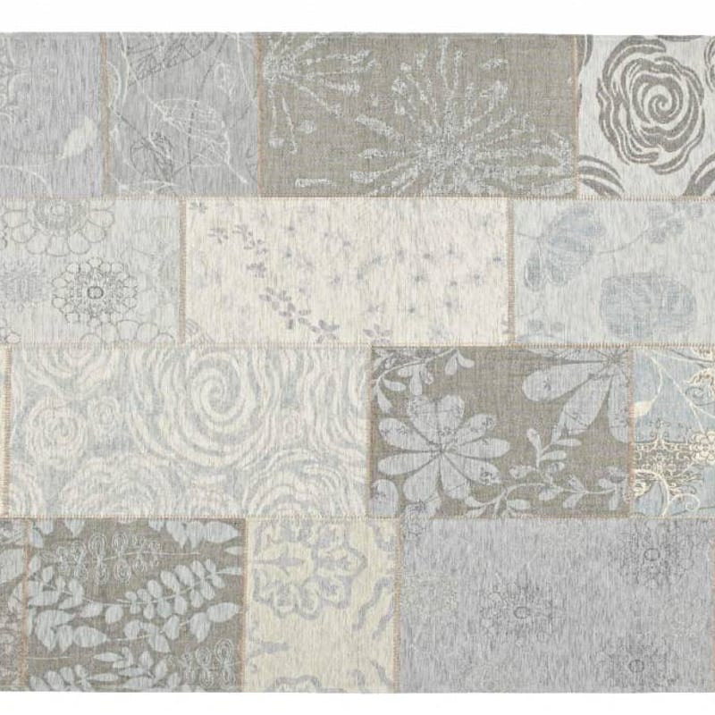 Chatel 21 - Patchwork vloerkleed met prachtig bloemendesign in het lichtblauw