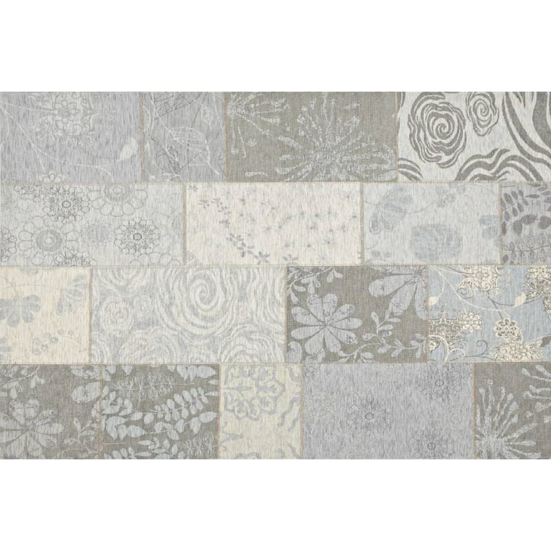 Chatel 21 - Patchwork vloerkleed met prachtig bloemendesign in het lichtblauw