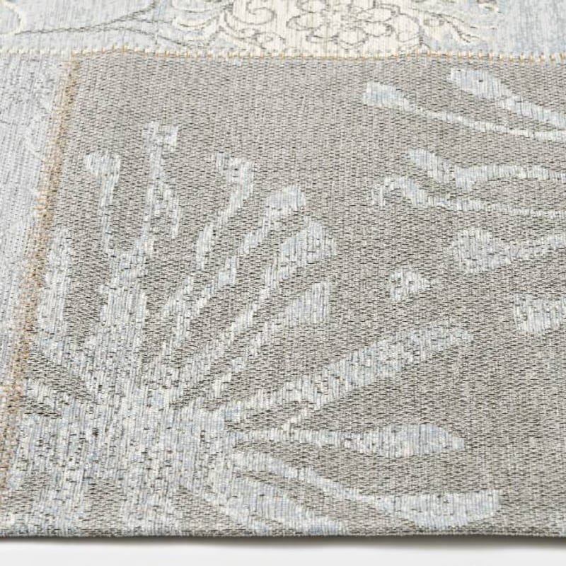 Chatel 21 - Patchwork vloerkleed met prachtig bloemendesign in het lichtblauw