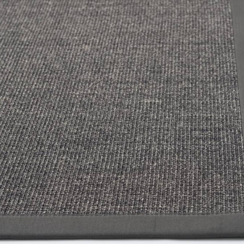 Premium 24 - Sisal vloerkleed in Antraciet met Donkergrijze band.